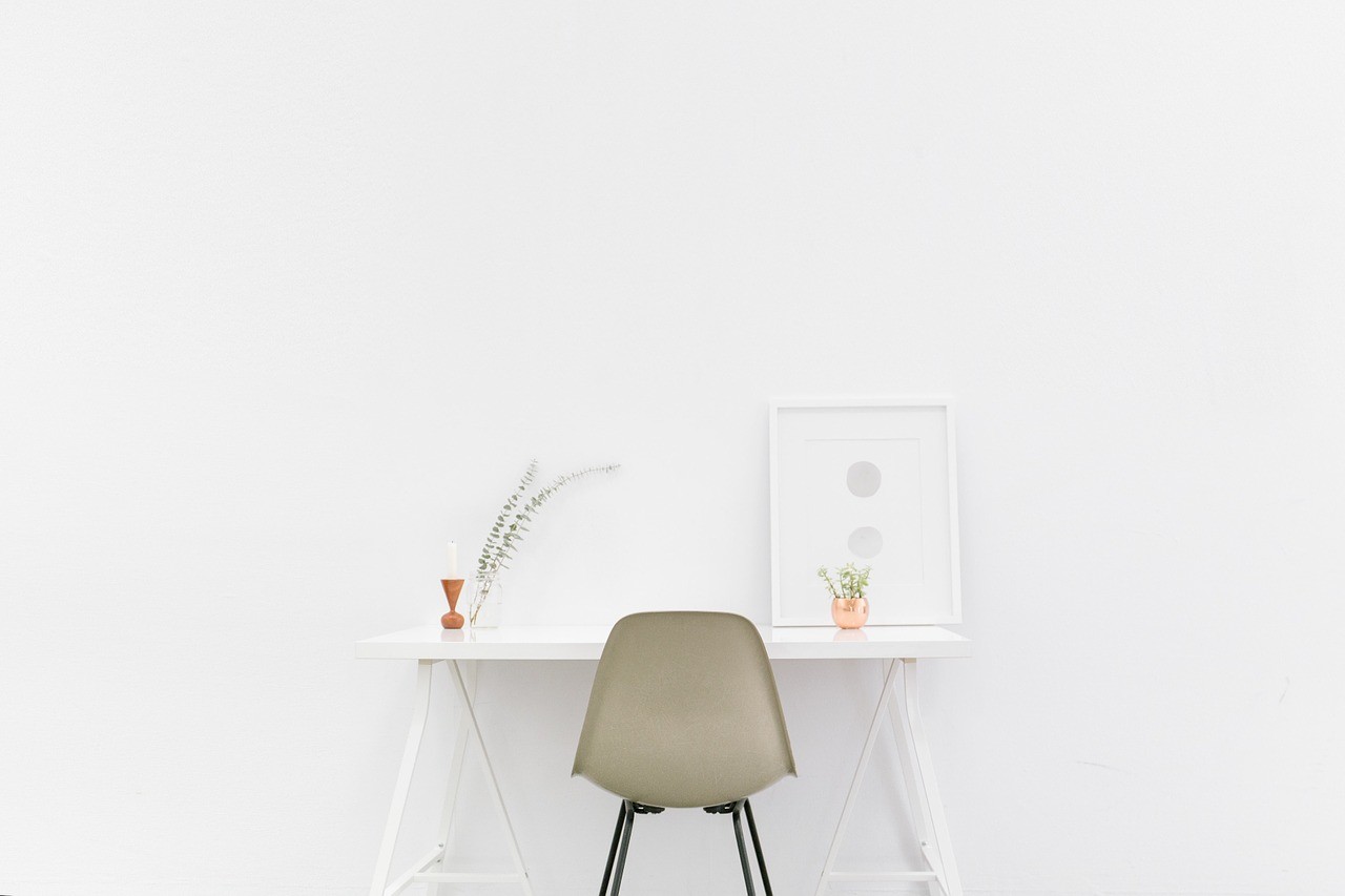 escritorio blanco