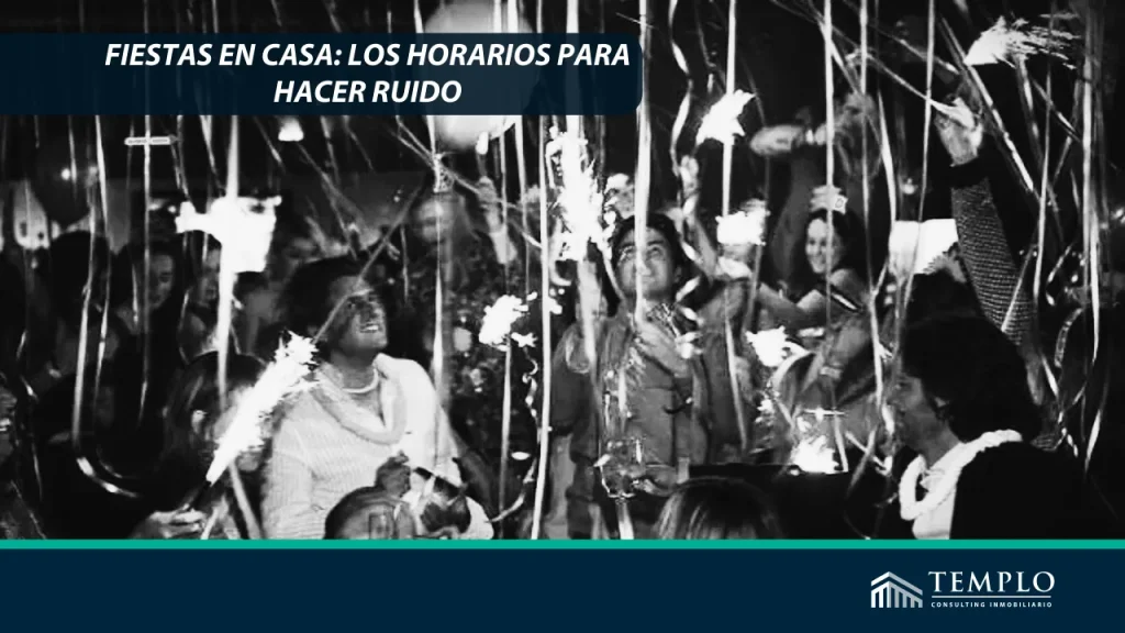Imagen de una casa decorada con luces festivas y globos, con personas riendo y disfrutando en diferentes áreas.