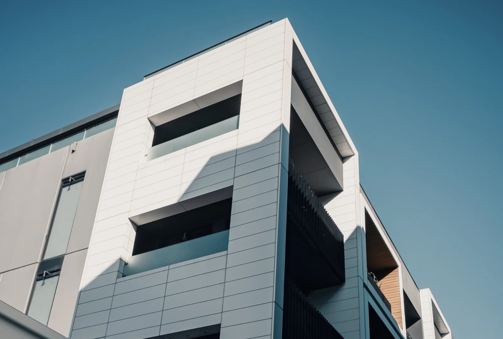 Vende tu piso protegido en Madrid con Templo Consulting