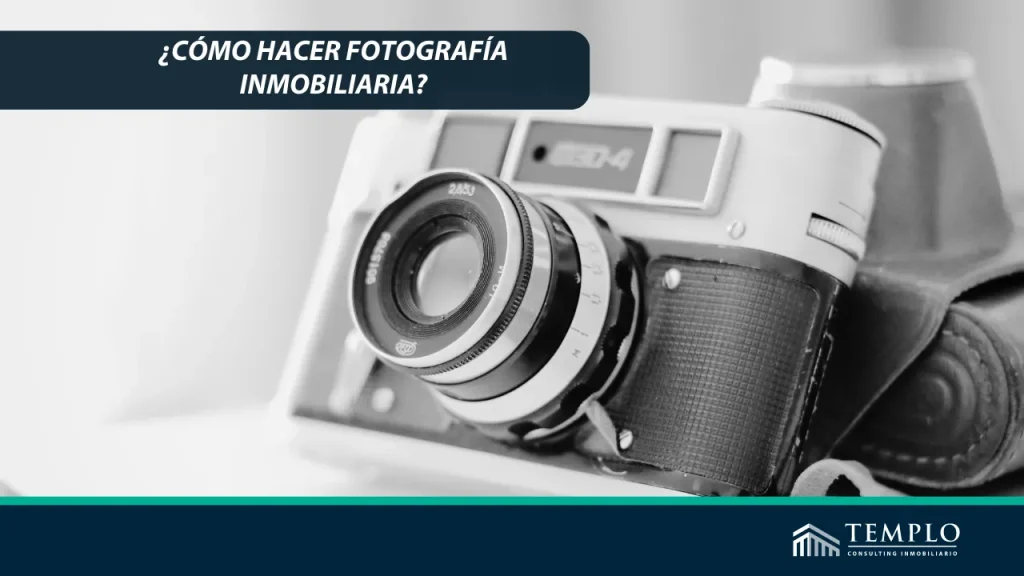 Cámara de fotos utilizada para fotografiar las viviendas que están en venta.