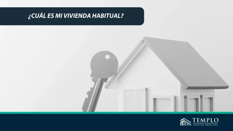 Imagen de una casa con una llave al costado.