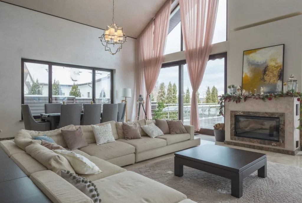 Descubre si es mejor tu piso con muebles o sin ellos.