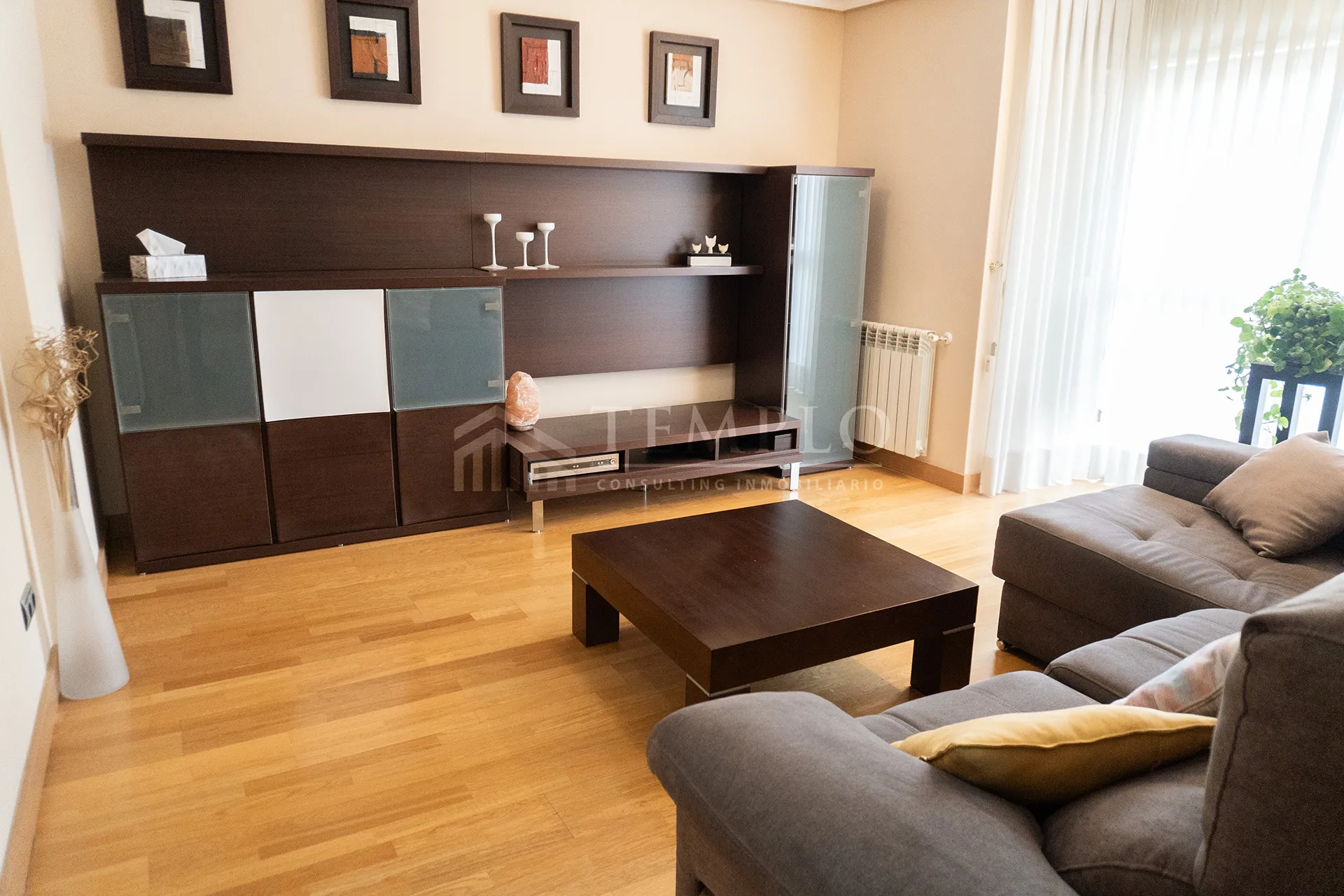 Se vende piso en Sanchinarro
